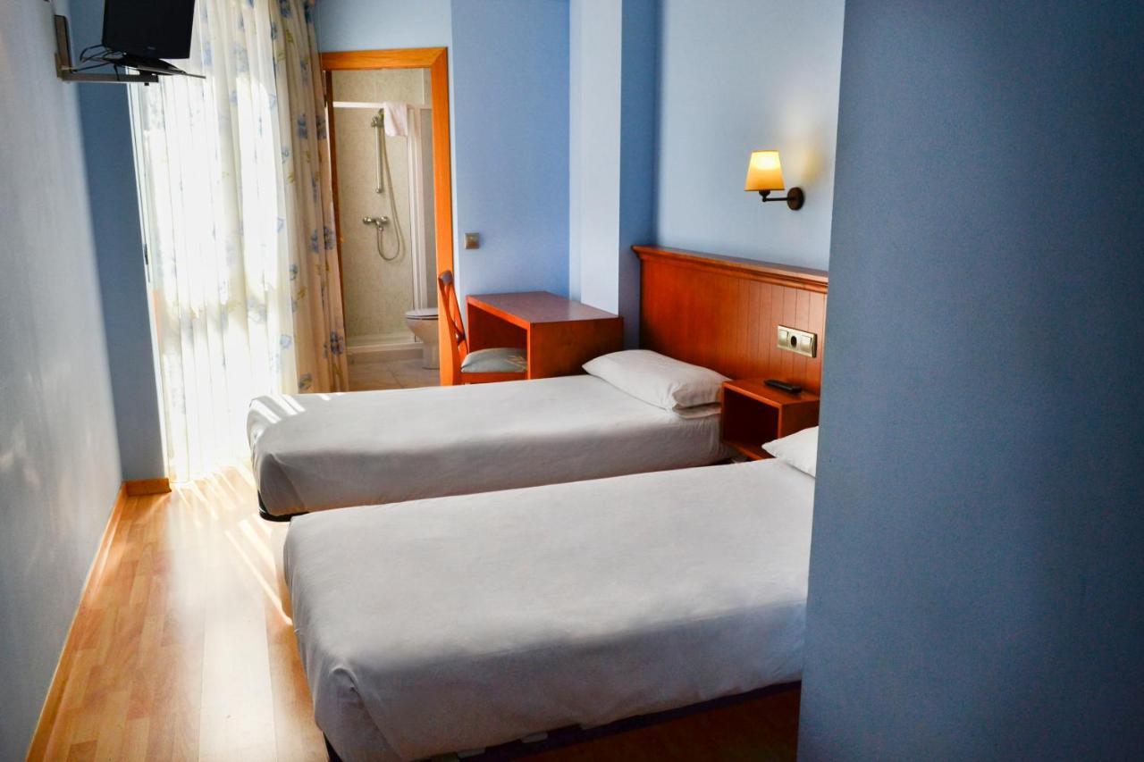 Alda Via De La Plata Rooms La Bañeza المظهر الخارجي الصورة